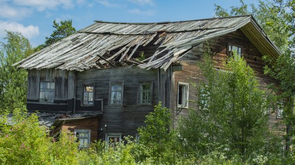Cottage Demolition in Wentzville